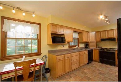 2195 N Brookside Blvd, Genoa, OH 43430 - photo 6