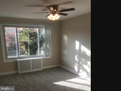 4000 E St SE unit 202, Washington, DC 20019 - photo 3