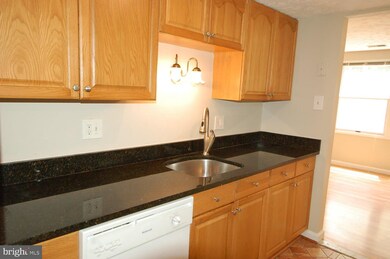 8327 Sperry Ct, Laurel, MD 20723 - photo 7