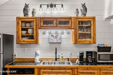 1527 Tyler Way, Sevierville, TN 37876 - photo 7