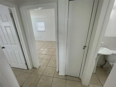 726 21st St unit 3, West Palm Beach, FL 33407 - photo 6