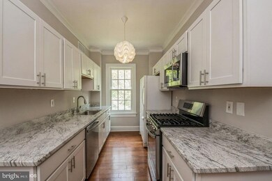 1661 Crescent Place NW unit 210, Washington, DC 20009 - photo 5