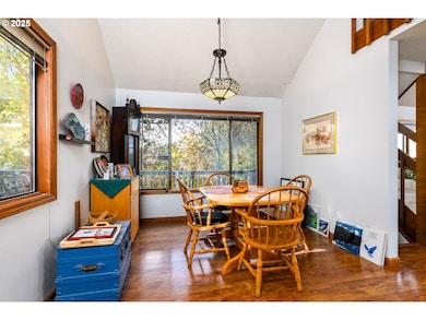 11525 SE Flavel St, Portland, OR 97266 - photo 4