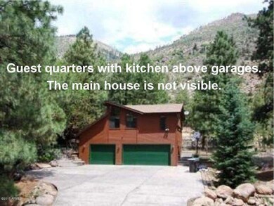 Garages with Geust Quarters Caption.jpg