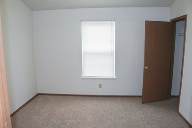 100 Bridgewater Ct unit 7, Lafayette, IN 47909 - photo 6