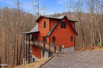 1104 Laddie Buck Ln, Gatlinburg, TN 37738 - photo 3