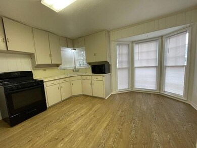 1403 E Ennis Ave, Ennis, TX 75119 - photo 7