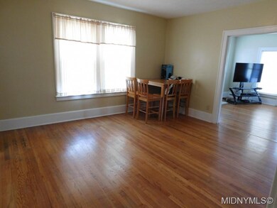 2nd Floor Dinning Room