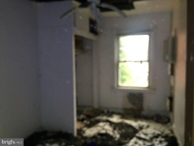 2566 Baird Blvd, Camden, NJ 08105 - photo 5