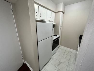 1416 Hawthorne St unit 3, Houston, TX 77006 - photo 7