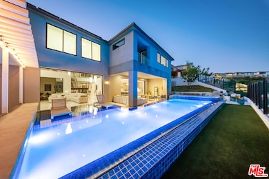 20422 W Birmingham Way, Los Angeles, CA 91326 - photo 2