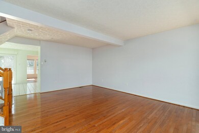 436 Macintosh Cir, Joppa, MD 21085 - photo 4