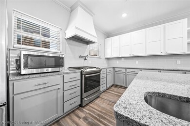 9225 R A Young Jr Dr, Barling, AR 72923 - photo 7