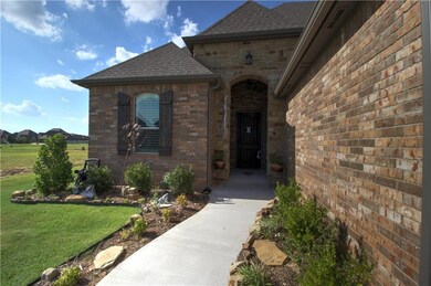1401 Monterey Dr, Norman, OK 73072 - photo 4