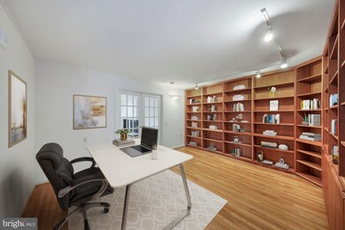 10618 Great Arbor Dr, Potomac, MD 20854 - photo 7