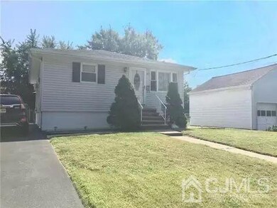 822 Coolidge Ave, Woodbridge, NJ 07095 - photo 2