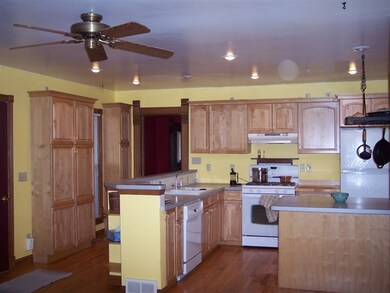 16826 W County Road C, Evansville, WI 53536 - photo 4