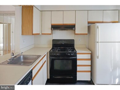 1712B Ralston Dr unit 1712B, Mount Laurel, NJ 08054 - photo 7