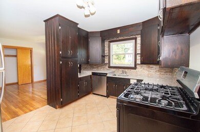 501 Rogers Ave, West Springfield, MA 01089 - photo 5