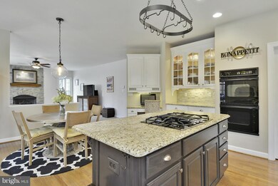 5385 Harrow Ln, Fairfax, VA 22030 - photo 4