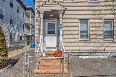 39 Myrtle St, Lawrence, MA 01841 - photo 3