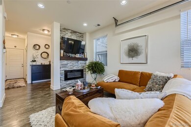 19481 E Sunset Cir, Centennial, CO 80015 - photo 6