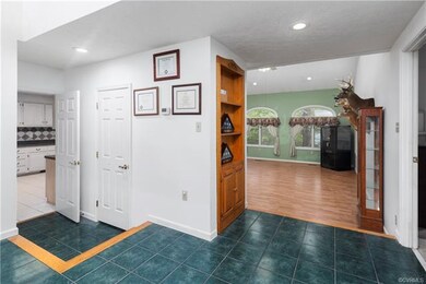 492 Chinquapin Ln, Tappahannock, VA 22560 - photo 5