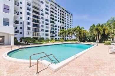 Portofino South Condominiums unit 8060, West Palm Beach, FL 33405 - photo 5