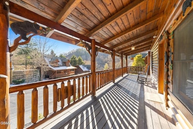 3143 Smoky Ridge Way