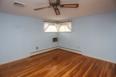 134 Crosbie St, Manchester, NH 03104 - photo 7