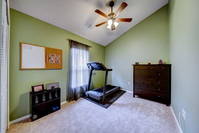 Front Bedroom Pic 1