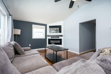 Riverview_Dr_890_Plainwell_49080-3