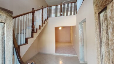 146 Calle Cuahtemoc Ave, Columbus, IN 47203 - photo 5