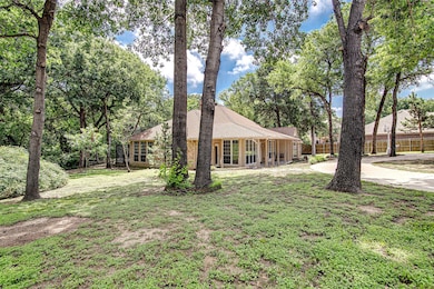 3308 Corn Valley Rd, Grand Prairie, TX 75052 - photo 6