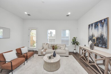 7504 Carver Rd unit D, Houston, TX 77088 - photo 5