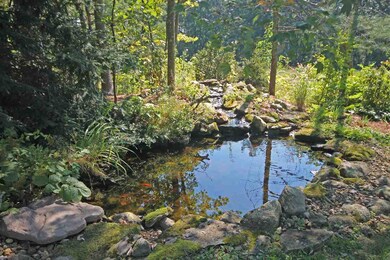 13 Sutton Place, Londonderry, NH 03053 - photo 5