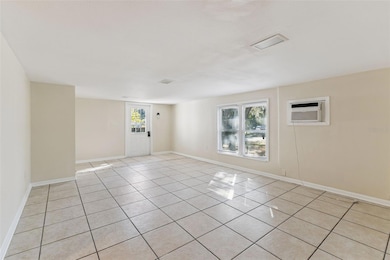 38341 Palm Grove Dr, Zephyrhills, FL 33542 - photo 4