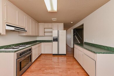 7810 Bailey Rd, Pearland, TX 77584 - photo 5