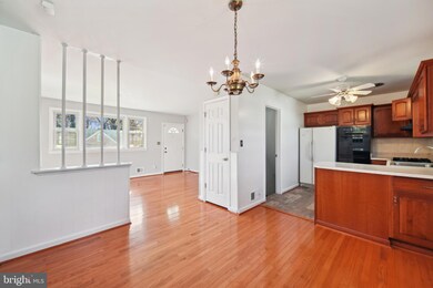 1417 Pacific Ave, Capitol Heights, MD 20743 - photo 6