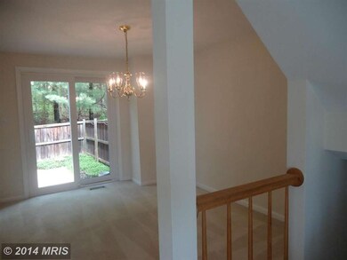 13899 Laura Ratcliff Ct, Centreville, VA 20121 - photo 4