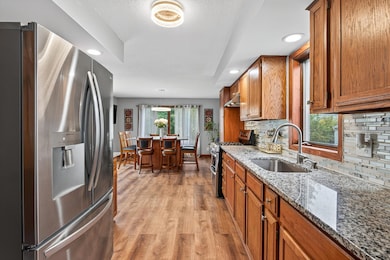 2258 3rd St E, Saint Paul, MN 55119 - photo 7