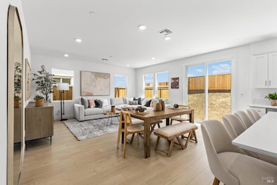 161 Ericson St, Vallejo, CA 94503 - photo 4