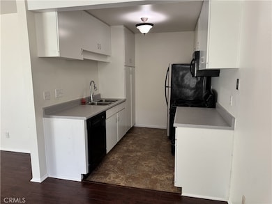 374 S Miraleste Dr unit 413, San Pedro, CA 90732 - photo 5