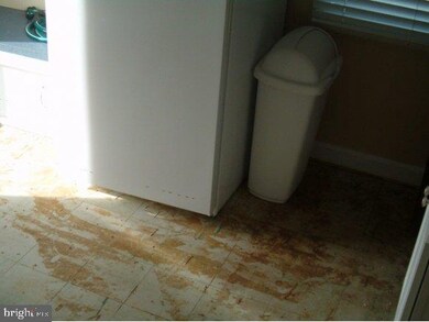 1815 Pennsylvania Ave, Ship Bottom, NJ 08008 - photo 4