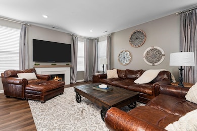 901 Salt Springs Dr, Saline, MI 48176 - photo 5