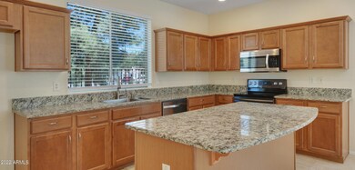 3085 S Lois Ln, Gilbert, AZ 85295 - photo 5