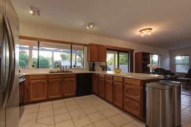 004_Kitchen