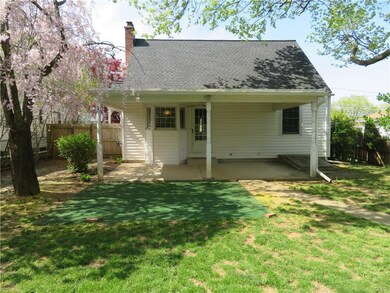 2219 N 3rd Ave, Whitehall, PA 18052 - photo 2