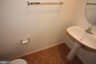 9500 Side Brook Rd unit 407, Owings Mills, MD 21117 - photo 4