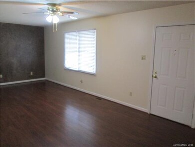 303 Camelot Dr, Statesville, NC 28625 - photo 6